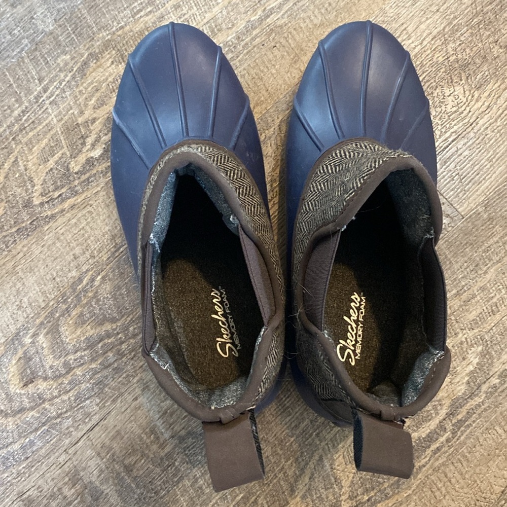 Sketchers memory foam size 8 boot - Picture 3 of 6